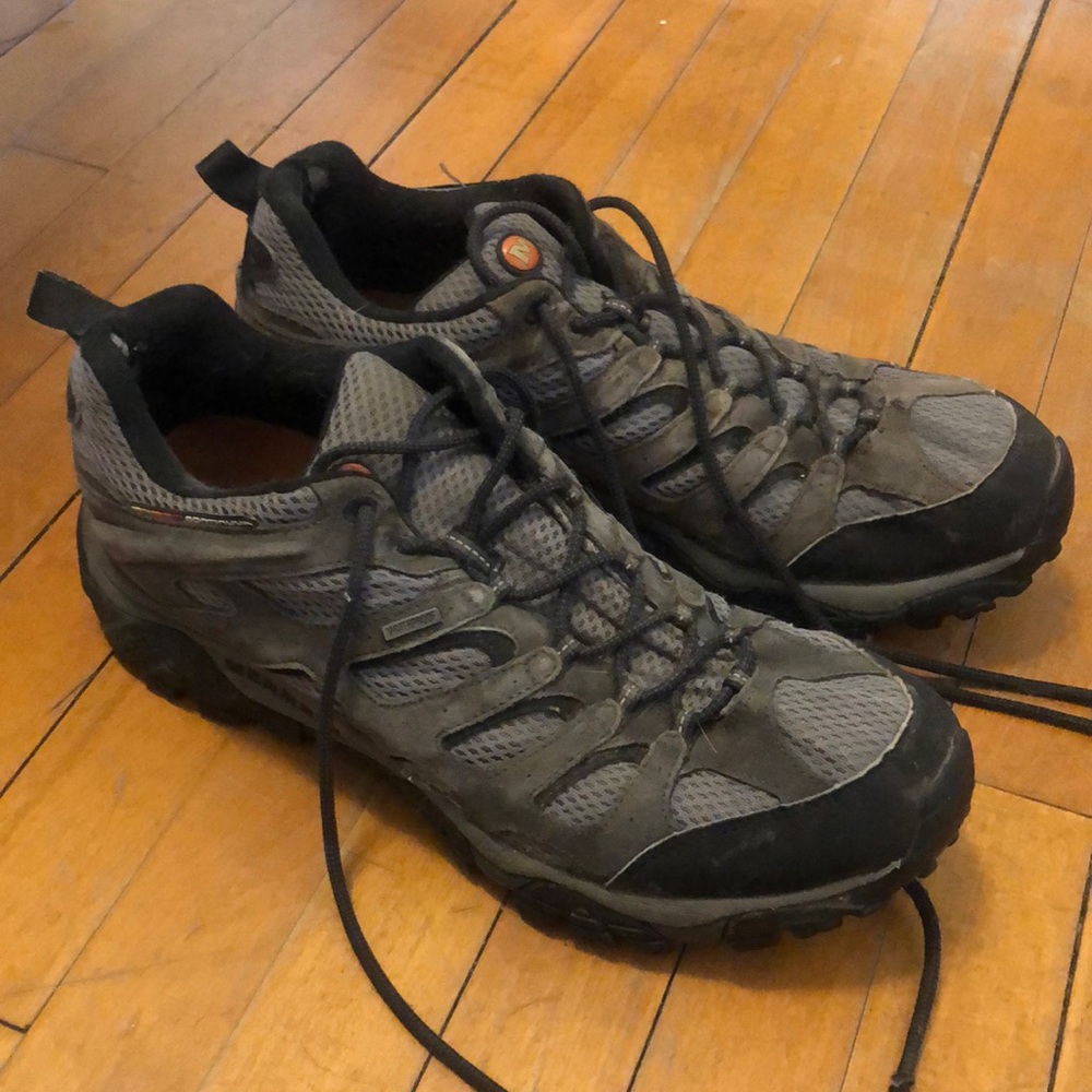 Merrell Moab (I think?)